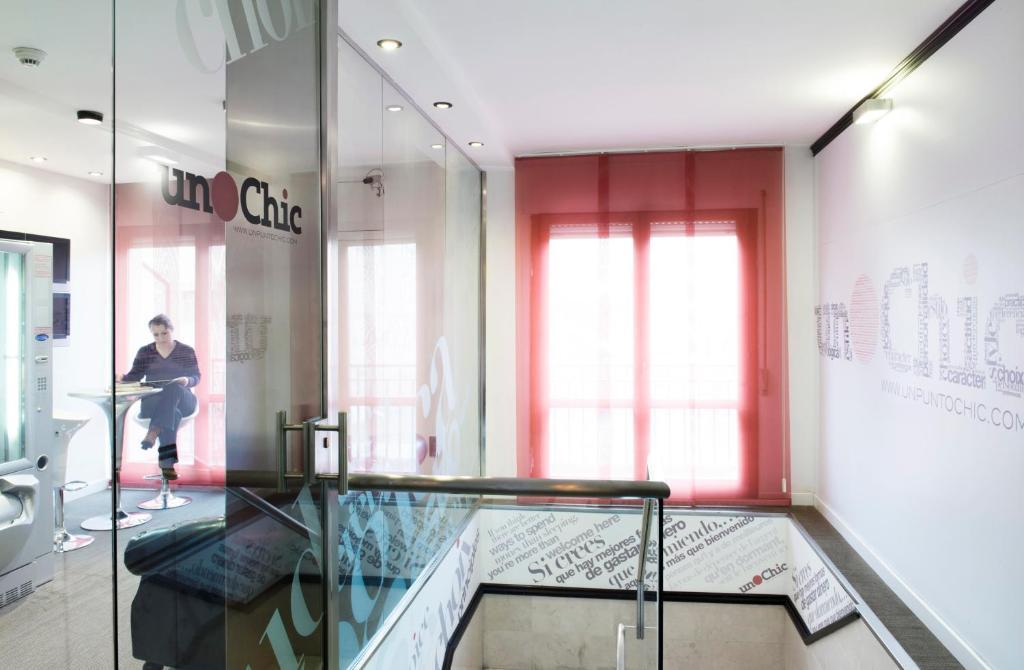 Hospedium Hostal Un Punto Chic Χουέσκα Εξωτερικό φωτογραφία